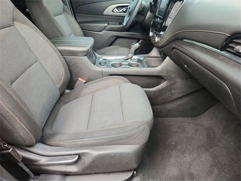 Used 2018 Chevrolet Traverse LS image 26