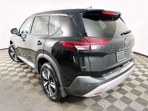 Used 2021 Nissan Rogue SL w/ Premium Package AWD/4WD image 5