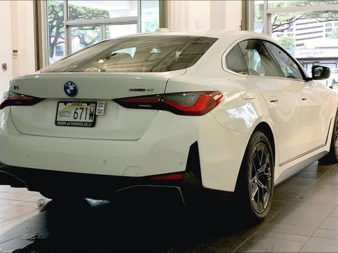 Used 2023 BMW i4 eDrive40 image 6