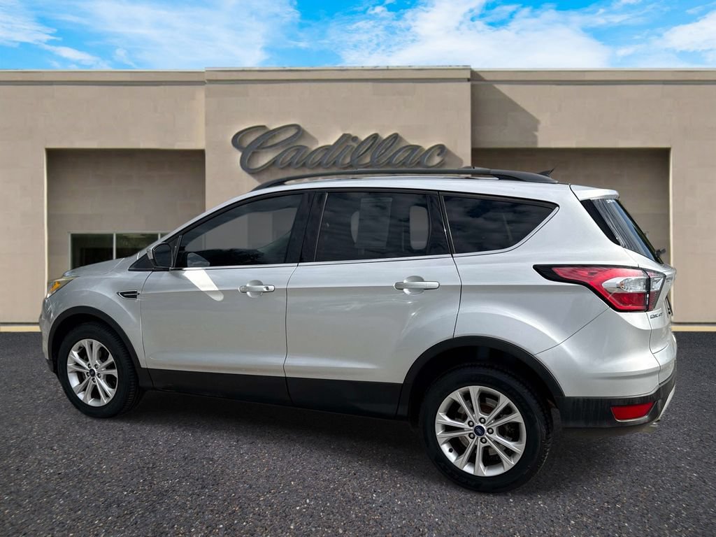 Used 2018 Ford Escape SEL w/ Ford Safe & Smart Package FWD image 5