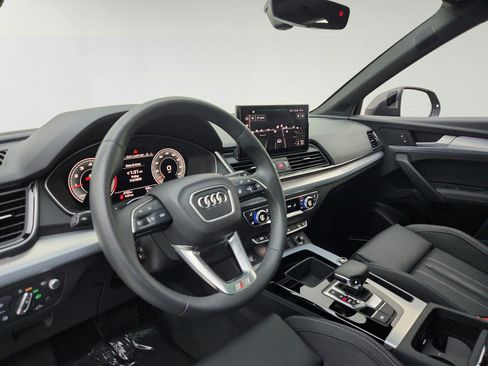 Used 2024 Audi Q5 2.0T Prestige AWD/4WD image 16