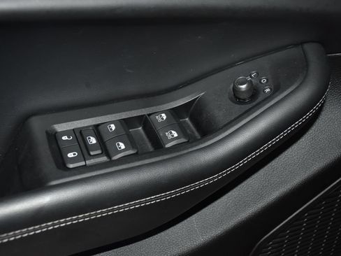 Used 2023 Jeep Grand Cherokee L Laredo AWD/4WD image 21