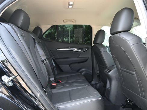 Used 2023 Buick Envision Essence FWD image 23