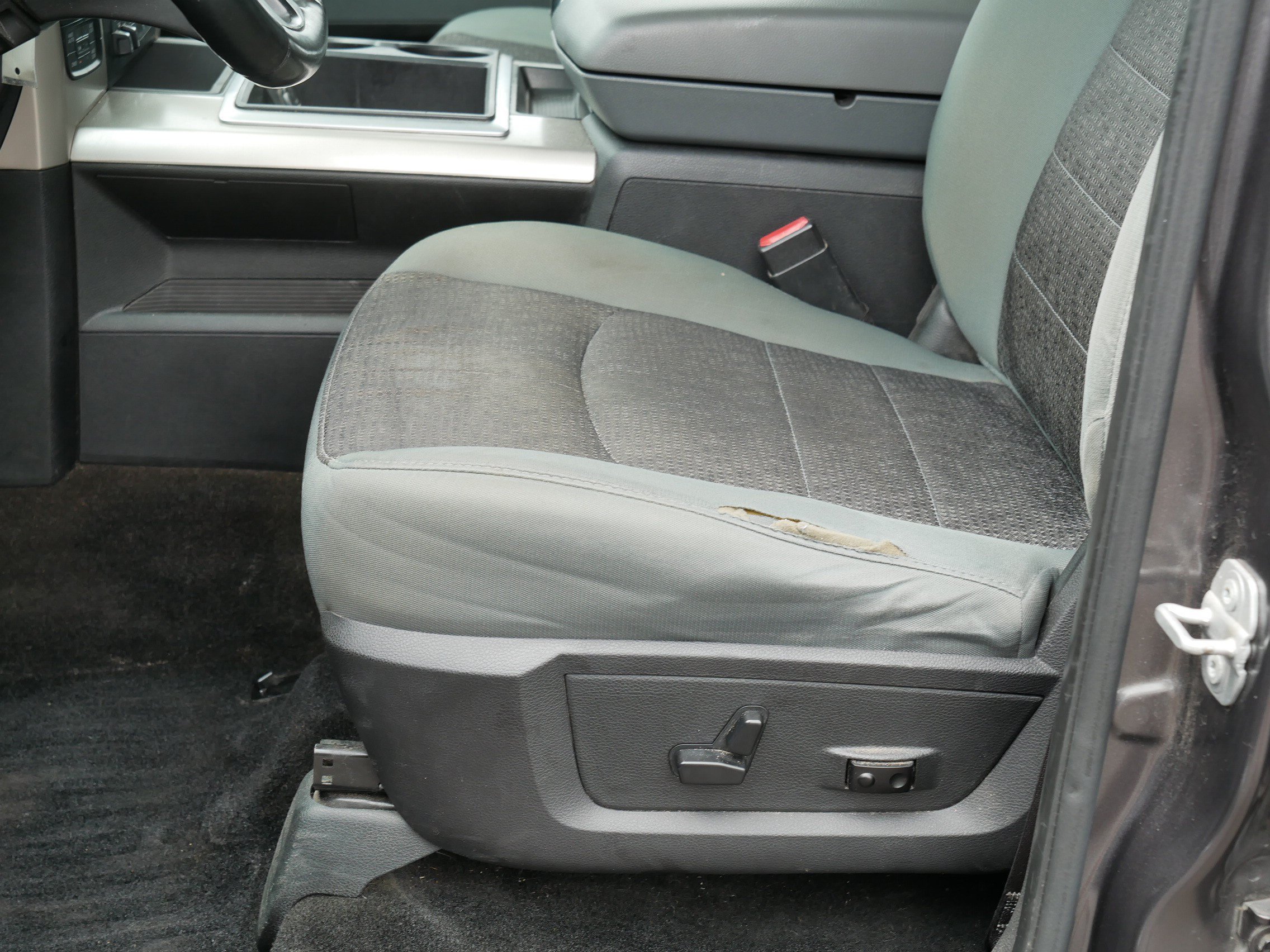 Used 2015 RAM 1500 Lone Star AWD/4WD image 13