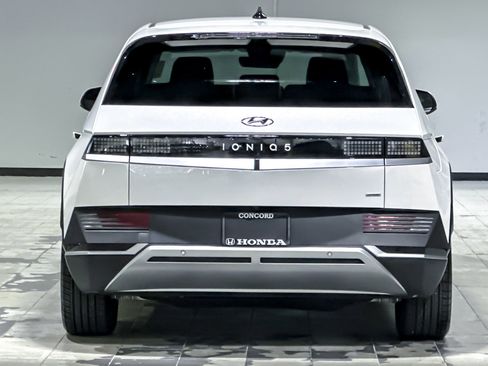 Used 2023 Hyundai Ioniq 5 SE w/ Cargo Package image 9