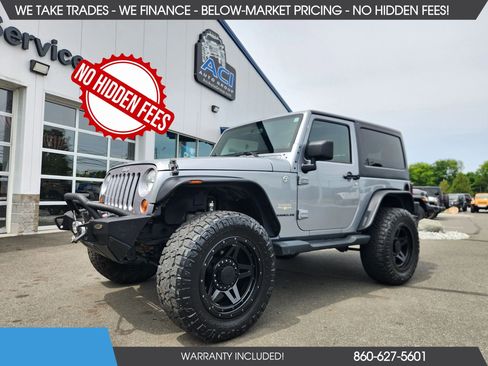 Used 2013 Jeep Wrangler Sahara w/ Connectivity Group AWD/4WD image 1