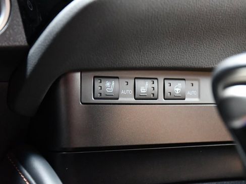 Certified 2025 Lexus ES 300h w/ Premium Package image 14