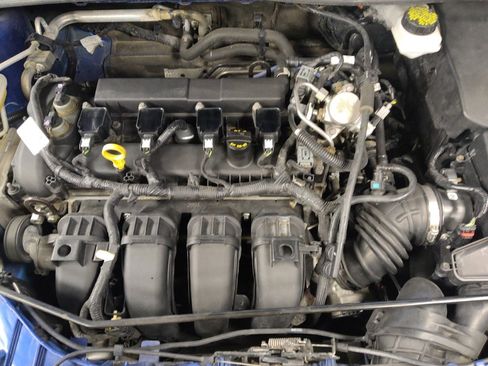 Used 2018 Ford Focus SE FWD image 30