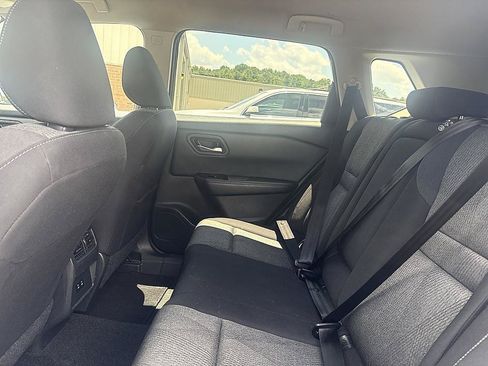 Certified 2024 Nissan Rogue SV AWD/4WD image 21