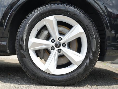 Used 2023 Audi Q7 2.0T Premium Plus image 12