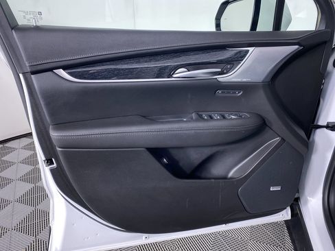 Certified 2023 Cadillac XT5 Premium Luxury image 12