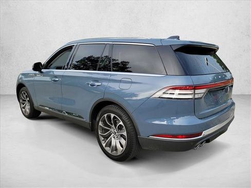 Used 2025 Lincoln Aviator Reserve w/ Illumination Package AWD/4WD image 7