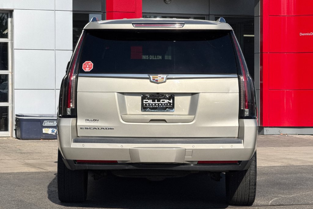 Used 2015 Cadillac Escalade ESV Luxury AWD/4WD image 8