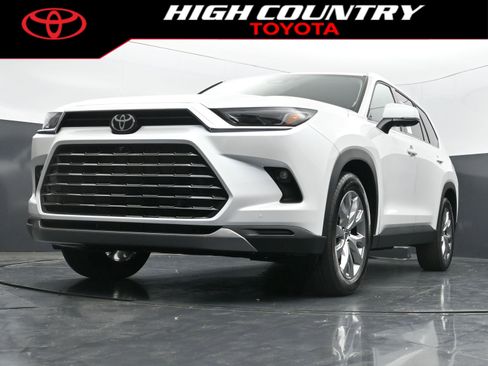 New 2026 Toyota Grand Highlander FWD image 36