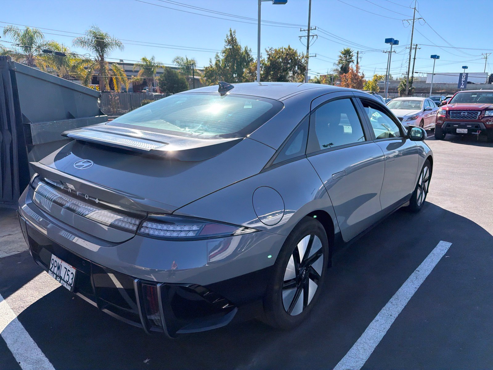 Used 2025 Hyundai Ioniq 6 SE RWD image 3
