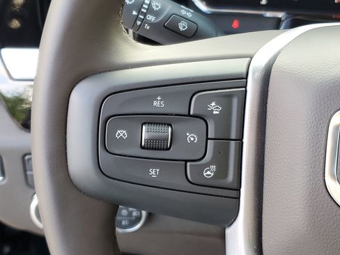 Used 2025 GMC Sierra 2500 SLT w/ SLT Premium Package AWD/4WD image 21