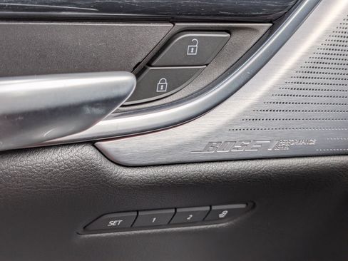 Certified 2024 Cadillac XT5 Premium Luxury FWD image 23