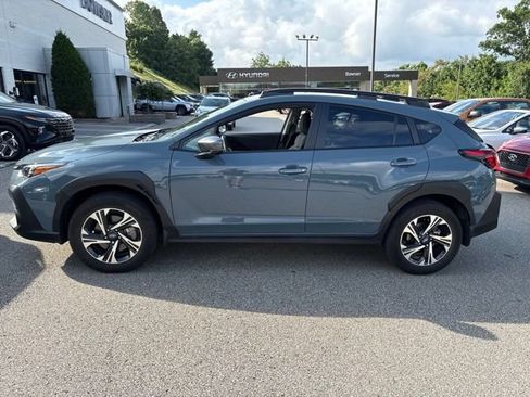 Used 2024 Subaru Crosstrek 2.0i Premium w/ Crosstrek Mirror Package AWD/4WD image 2