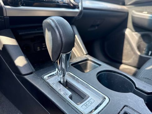 Used 2019 Subaru Outback 2.5i Premium AWD/4WD image 27