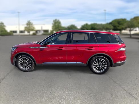 Used 2020 Lincoln Aviator Reserve w/ Equipment Group 201A image 5