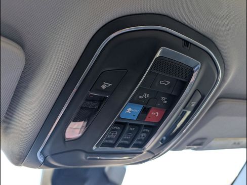 Used 2023 Jeep Grand Cherokee 4WD 4xe image 19