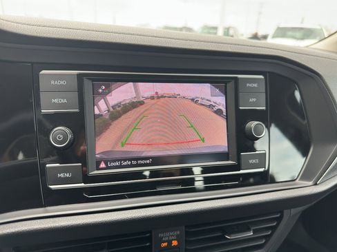 Used 2024 Volkswagen Jetta S image 17