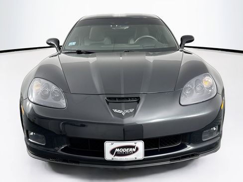 Used 2012 Chevrolet Corvette Grand Sport w/ 3LT Preferred Equipment Group image 4