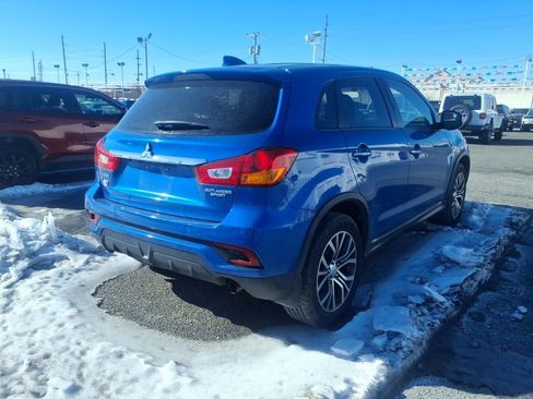 Used 2019 Mitsubishi Outlander Sport ES image 3