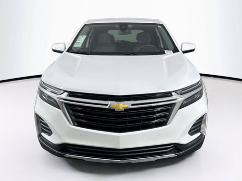 Used 2024 Chevrolet Equinox LT w/ LPO, Floor Liner Package FWD image 7