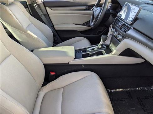 Used 2019 Honda Accord LX image 19