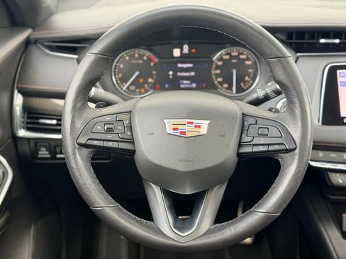 Used 2019 Cadillac XT4 Sport image 14