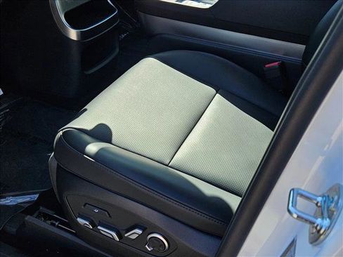 New 2026 Hyundai Ioniq 9 Calligraphy image 4