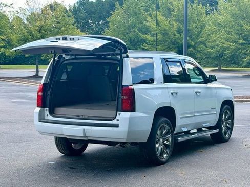 Used 2019 Chevrolet Tahoe LT w/ LT Signature Package RWD image 18