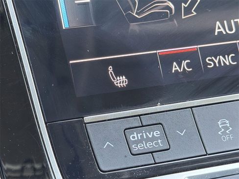 Used 2023 Audi Q7 3.0T Premium Plus image 18