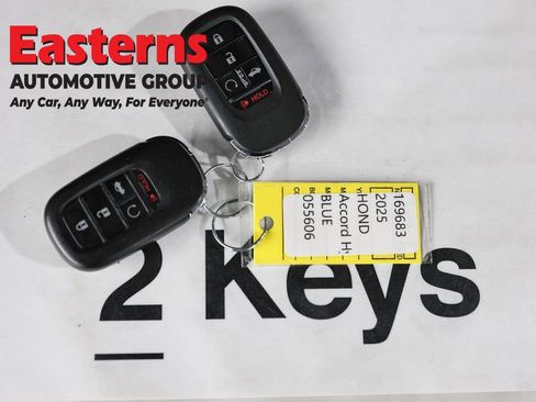 Used 2025 Honda Accord Touring image 26