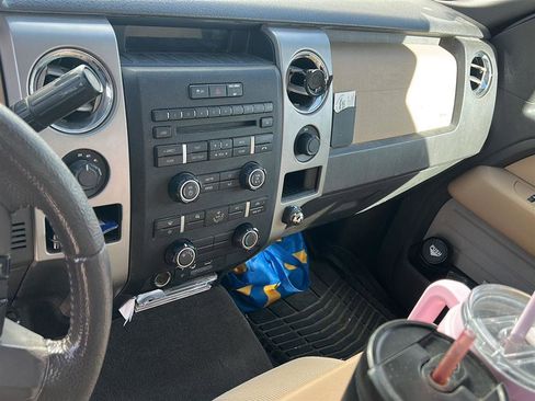 Used 2011 Ford F150 XLT w/ XLT Convenience Pkg image 8