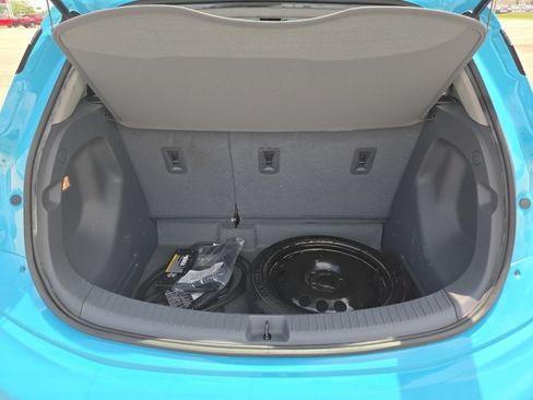 Used 2020 Chevrolet Bolt LT FWD image 17