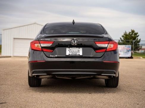 Used 2018 Honda Accord LX image 6