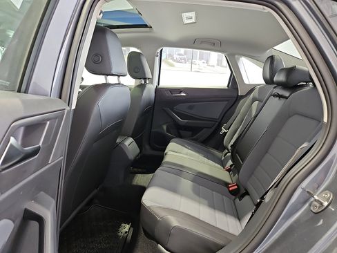 New 2026 Volkswagen Jetta SE image 10