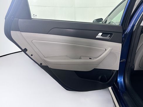 Used 2017 Hyundai Sonata Sport w/ Value Edition Package 02 image 25