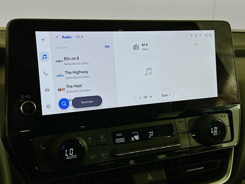 Used 2025 Toyota Grand Highlander AWD image 21