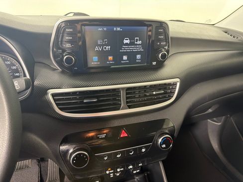 Used 2021 Hyundai Tucson SE w/ Cargo Package FWD image 15