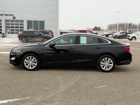 Used 2025 Chevrolet Malibu LT image 8