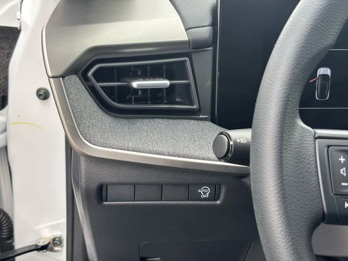 New 2026 Nissan Kicks S image 17