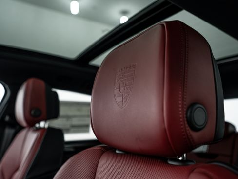 New 2026 Porsche Macan S image 21