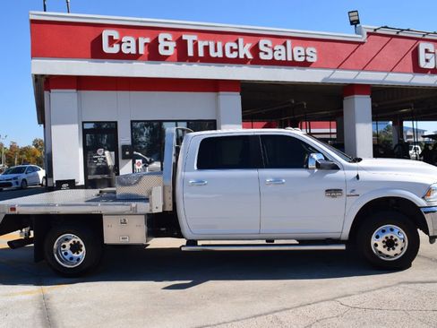 Used 2018 RAM 3500 Laramie Longhorn image 5