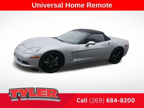 Used 2009 Chevrolet Corvette Convertible w/ Preferred Equipment Group image 3