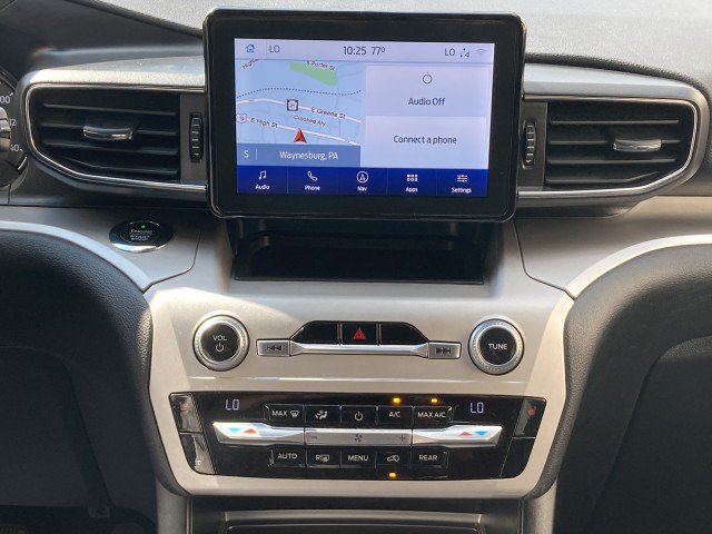 Certified 2020 Ford Explorer XLT w/ Equipment Group 202A AWD/4WD image 9