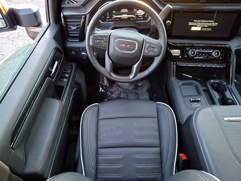 Certified 2026 GMC Sierra 2500 AT4X image 11