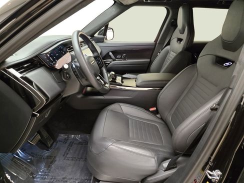 Used 2024 Land Rover Range Rover Sport AWD/4WD image 17